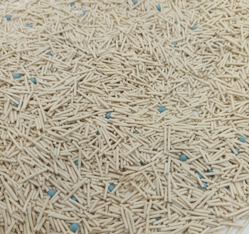 Cat litter that can be poured into the toilet